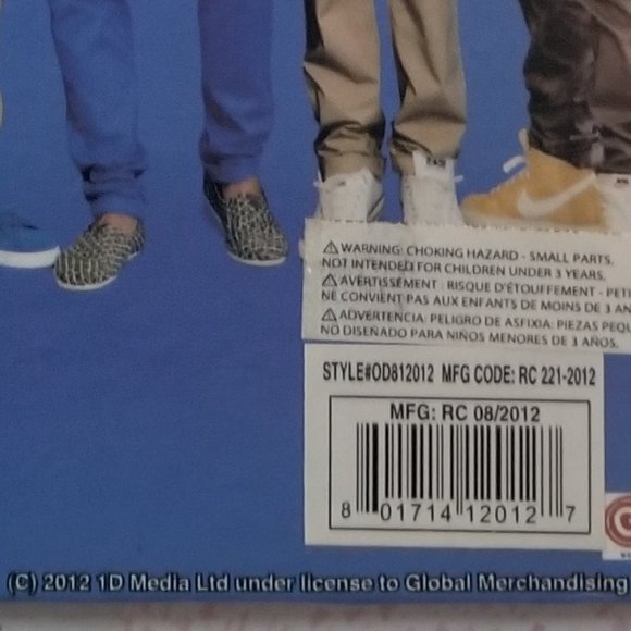 2012 One Direction 84 Page Locked Personal Diary - Picture 5 of 6